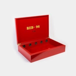 Fabrication en Petite Série d'un Coffret Laqué Rouge Sur Mesure (Gambit Wines)