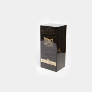 Coffret bois vernis pour John Dewars par Wildcat Packaging