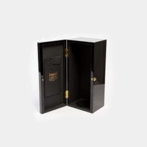 Coffret bois vernis pour John Dewars par Wildcat Packaging